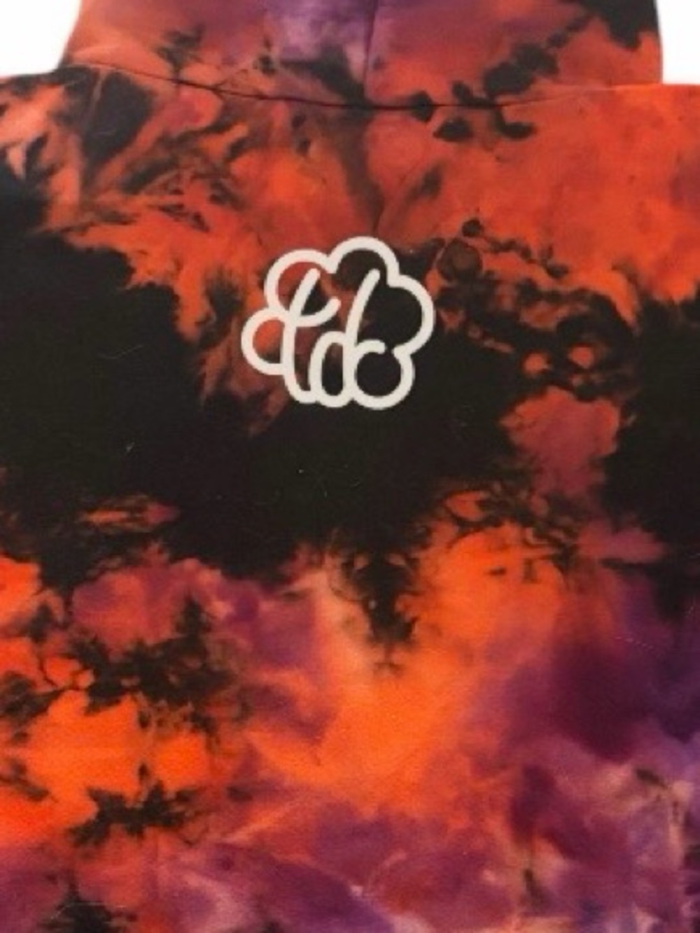 NWOT Tie-Dye Sweatshirt Front Pocket Hoodie - Picture 4 of 6